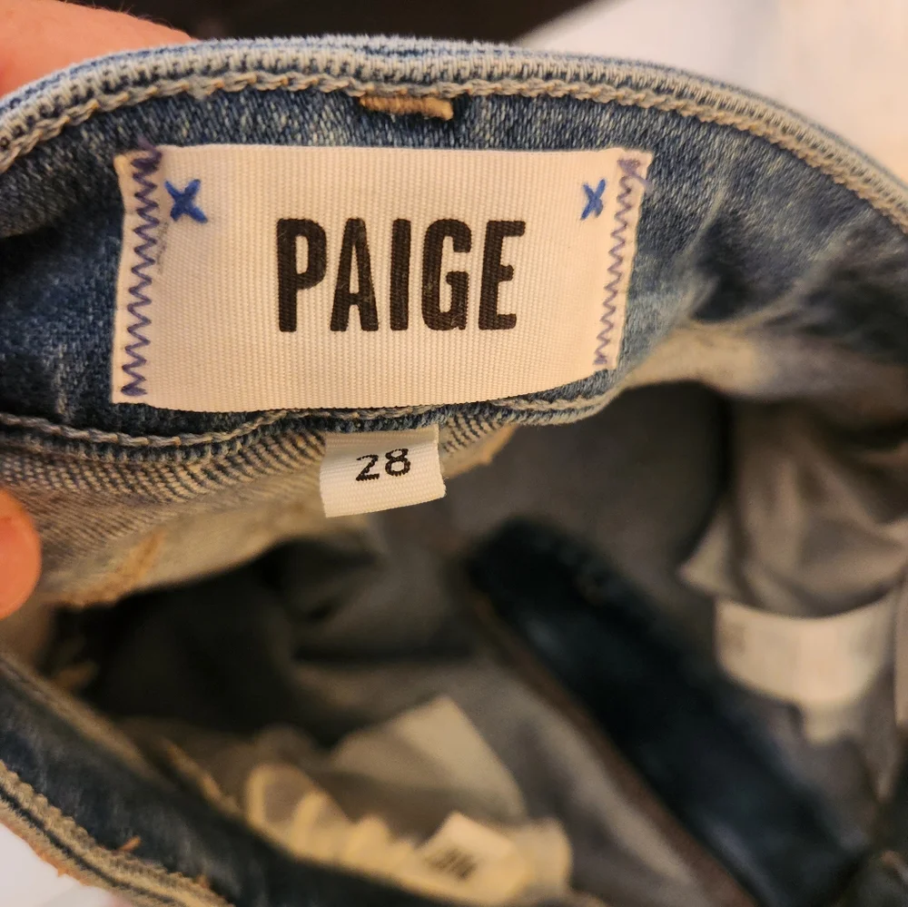 Paige Knockout Love Stretchy Highwaisted Jeans Size 28